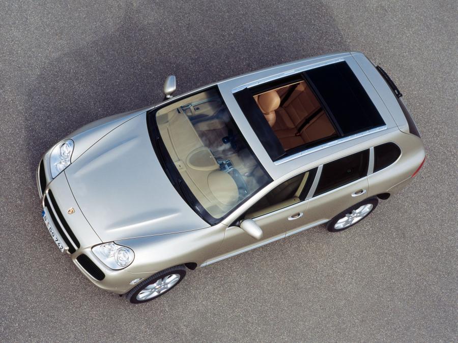  Porsche Cayenne Turbo 2002 года  (фото 2 из 40)